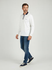 Noah - White, dark blue