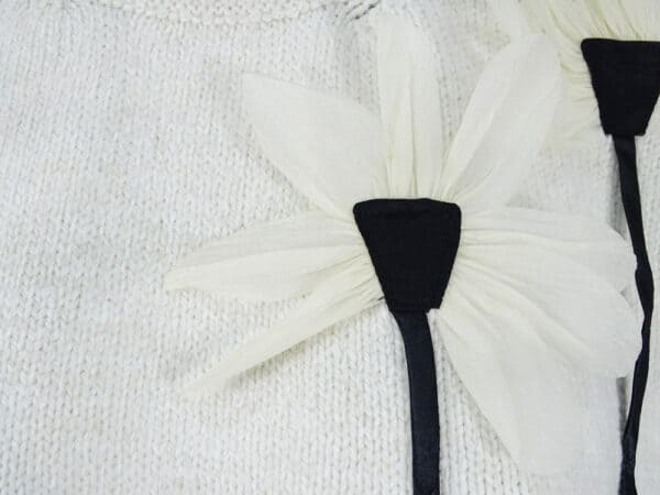 Daffodil- Ekrü